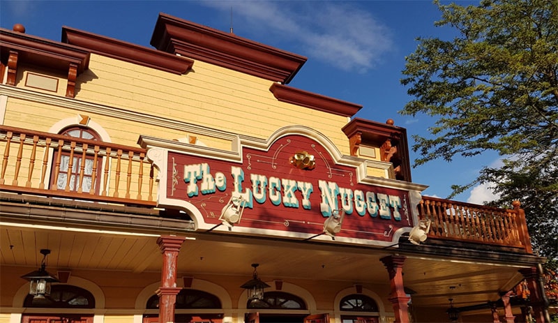 the lucky nugget saloon disneyland paris